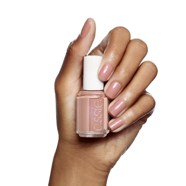 Essie Color - Demure 40 - Model 2