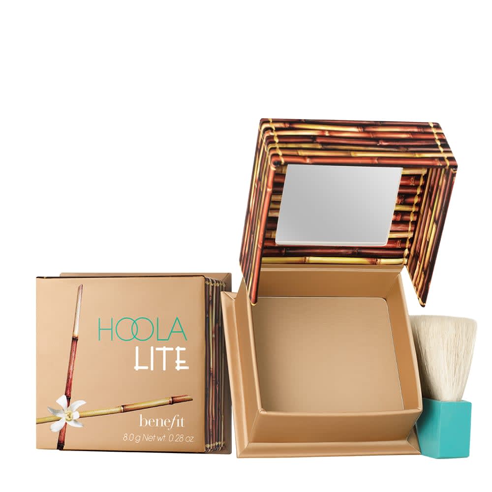 Benefit Cosmetics Hoola Lite 2022 Matte Powder Bronzer | Loolia Closet