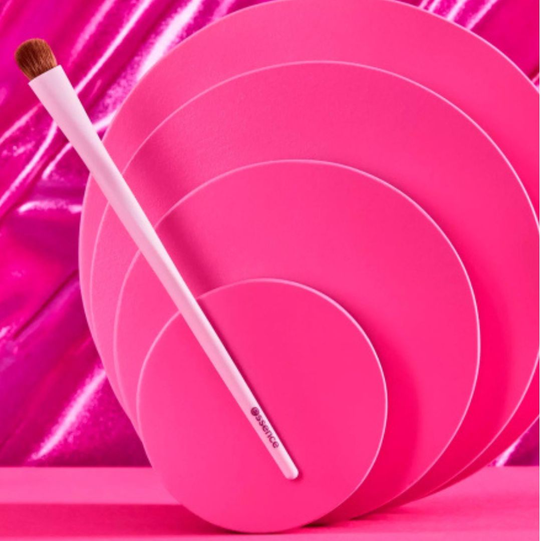 Essence Eyeshadow Brush 01